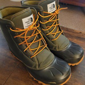 EUC Men's The North Face Tsumoru Waterproof Boots